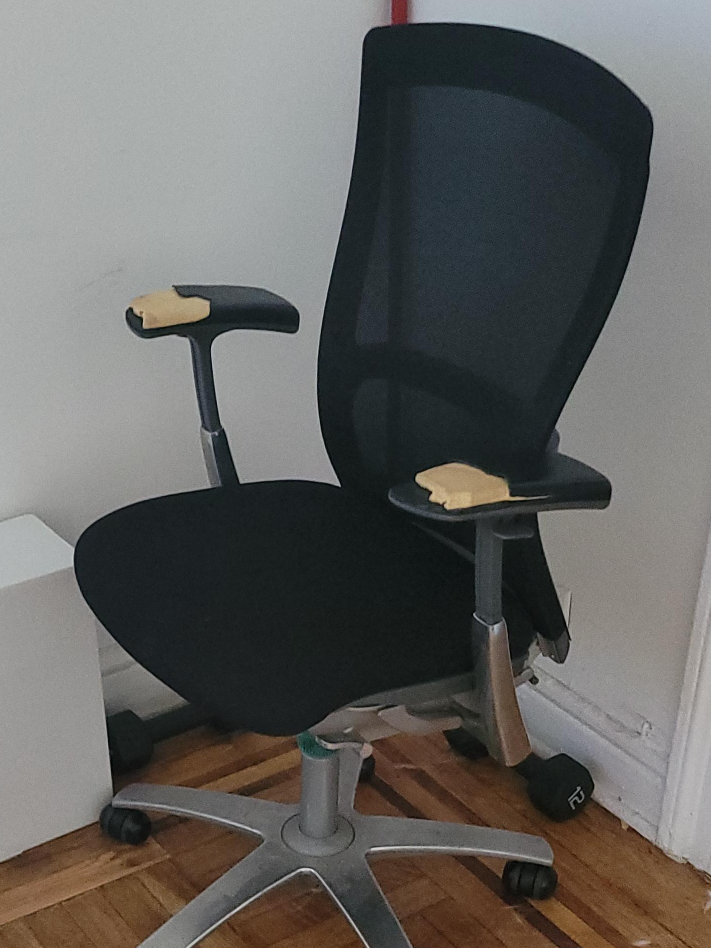 Steelcase Think Black Office Chair thumbnail