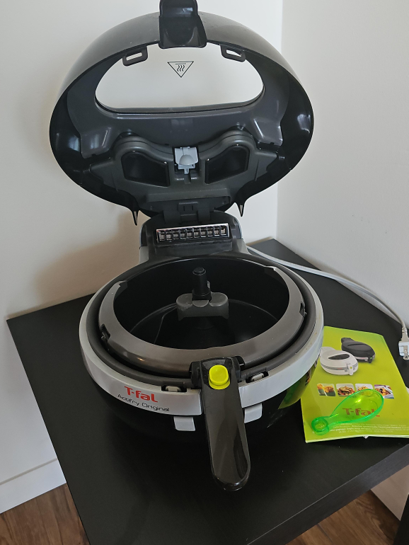 T-fal ActiFry Original Air Fryer thumbnail