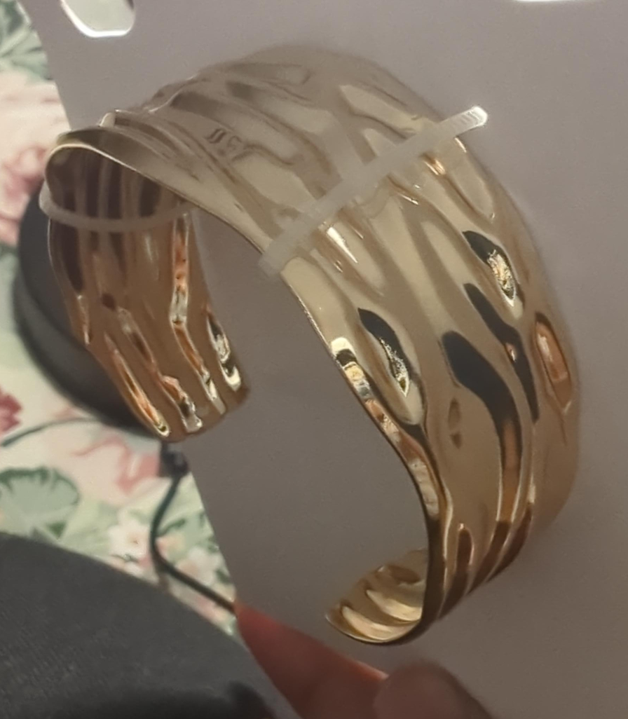 Gold Cuff Bracelet thumbnail