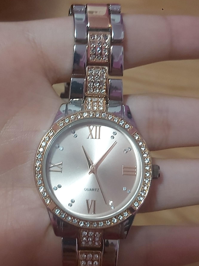Women's Quartz Rhinestone Rose Gold and Silver Watch thumbnail
