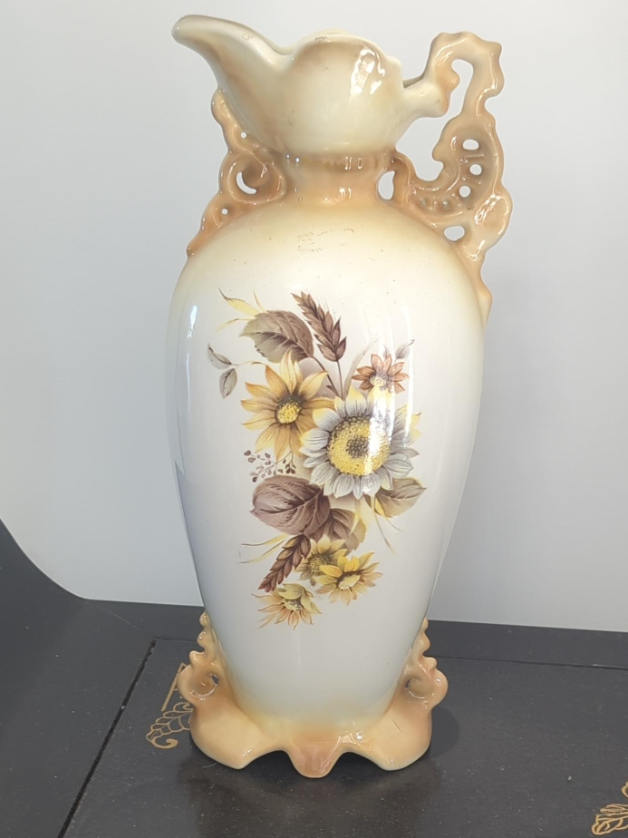 Floral Vase - Decorative Home Decor thumbnail