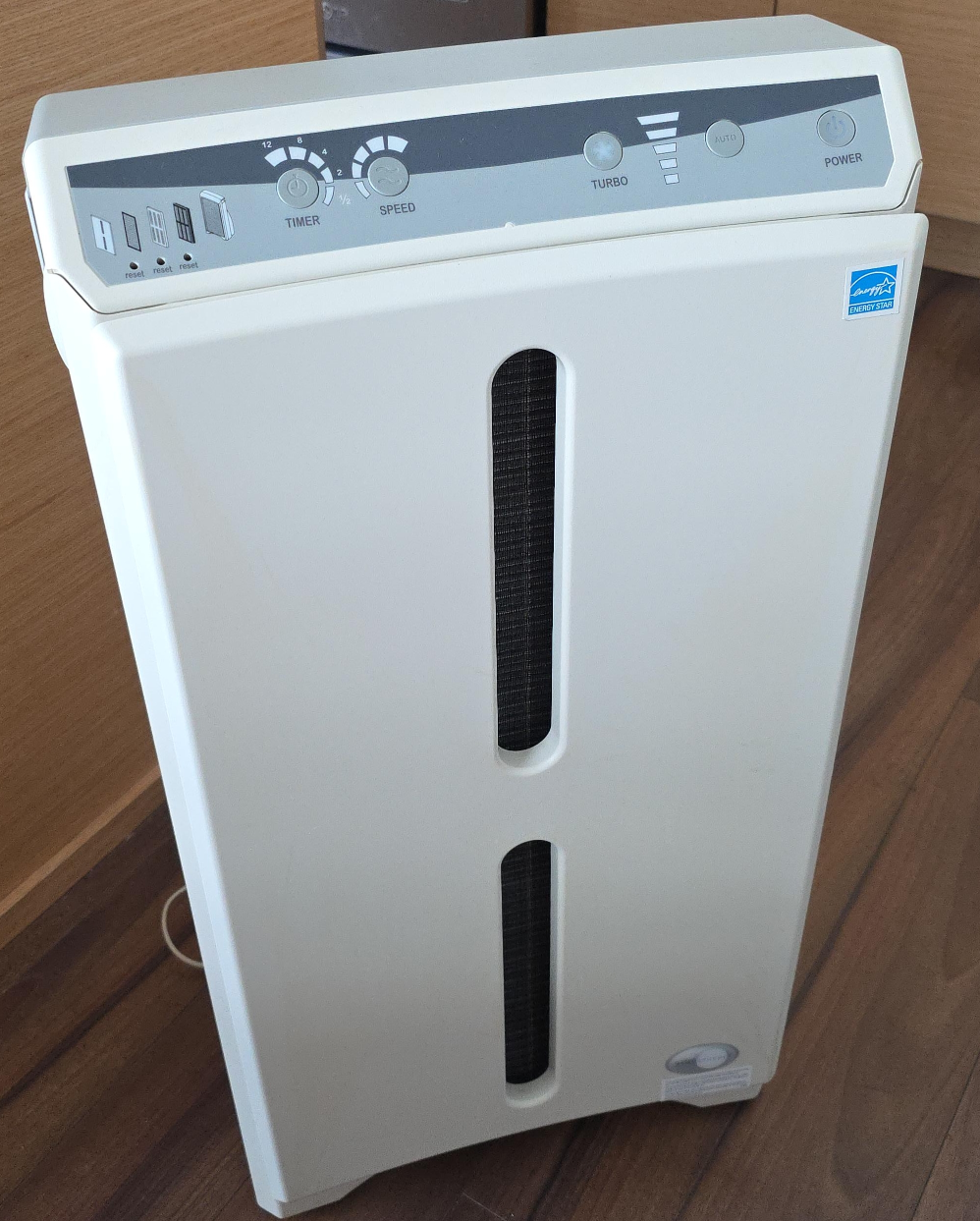 Atmosphere Air Purifier thumbnail