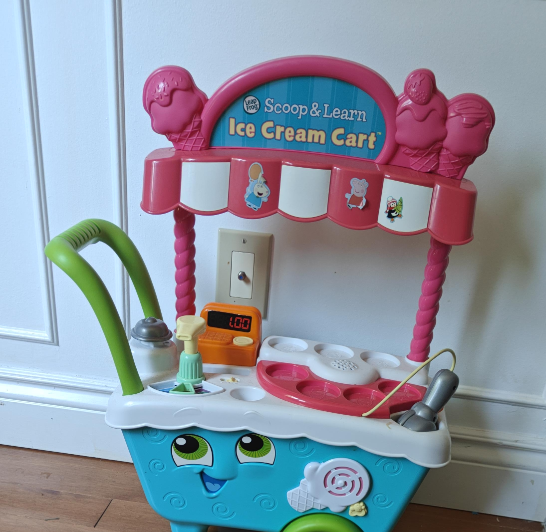 LeapFrog Scoop & Learn Ice Cream Cart thumbnail