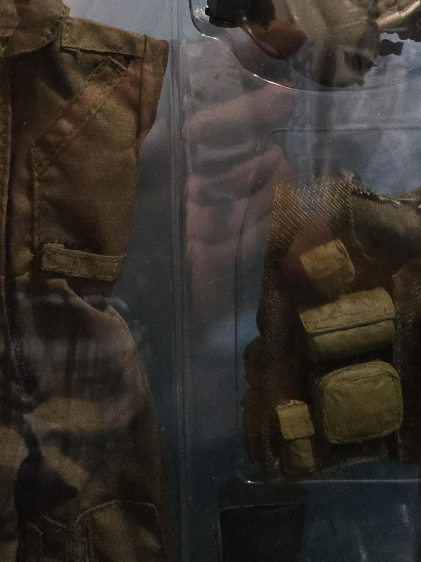 Olive Green Tactical Vest thumbnail