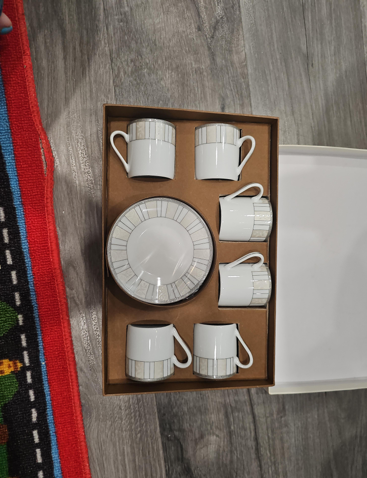 Tea/Coffee Set - New in Box thumbnail