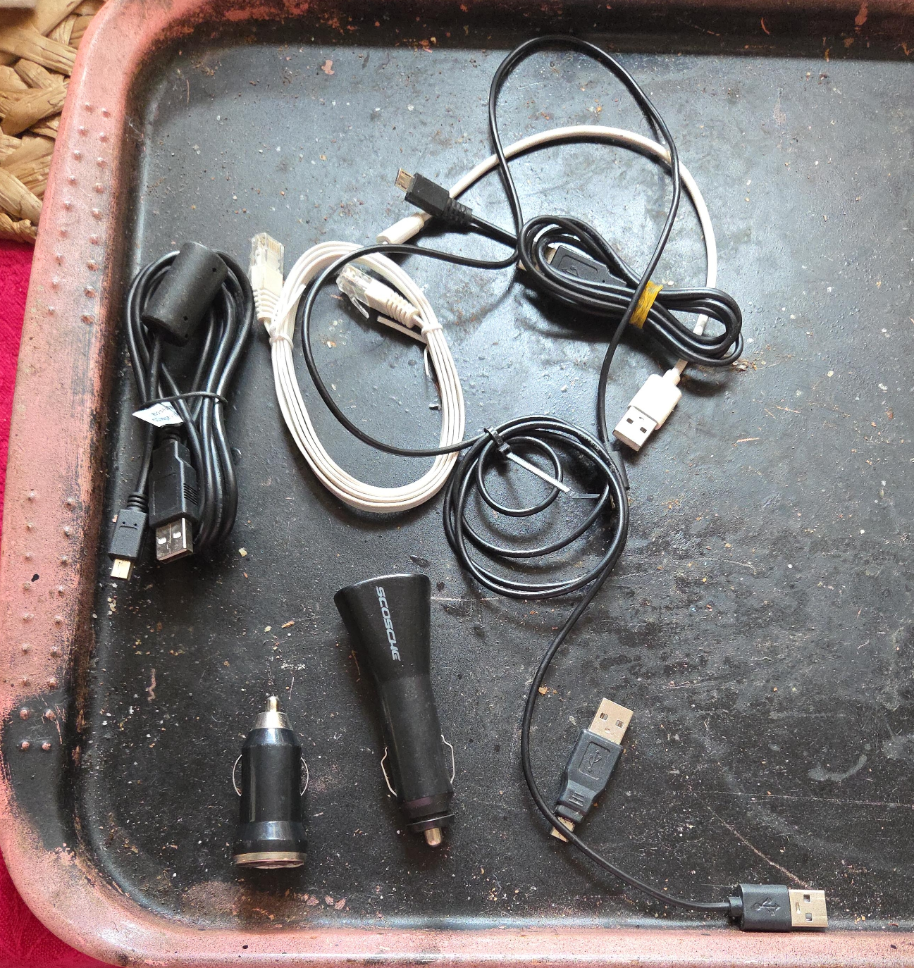 Scosche Car Charger & Cables thumbnail