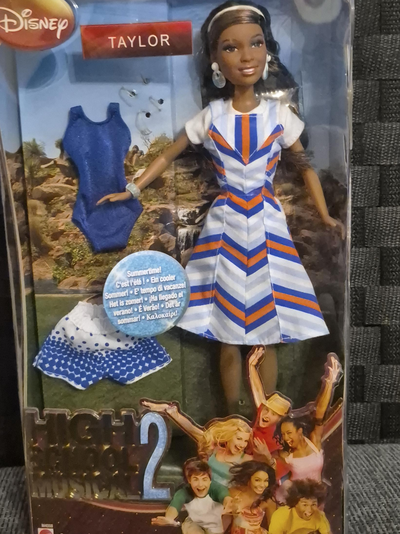 Disney High School Musical 2 Taylor Doll thumbnail