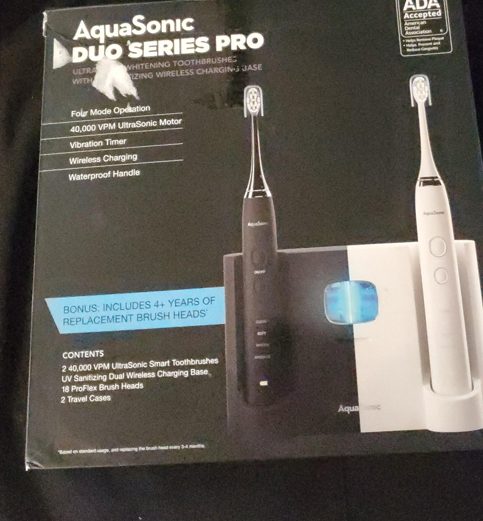 AquaSonic DUO Series Pro Toothbrush Set thumbnail