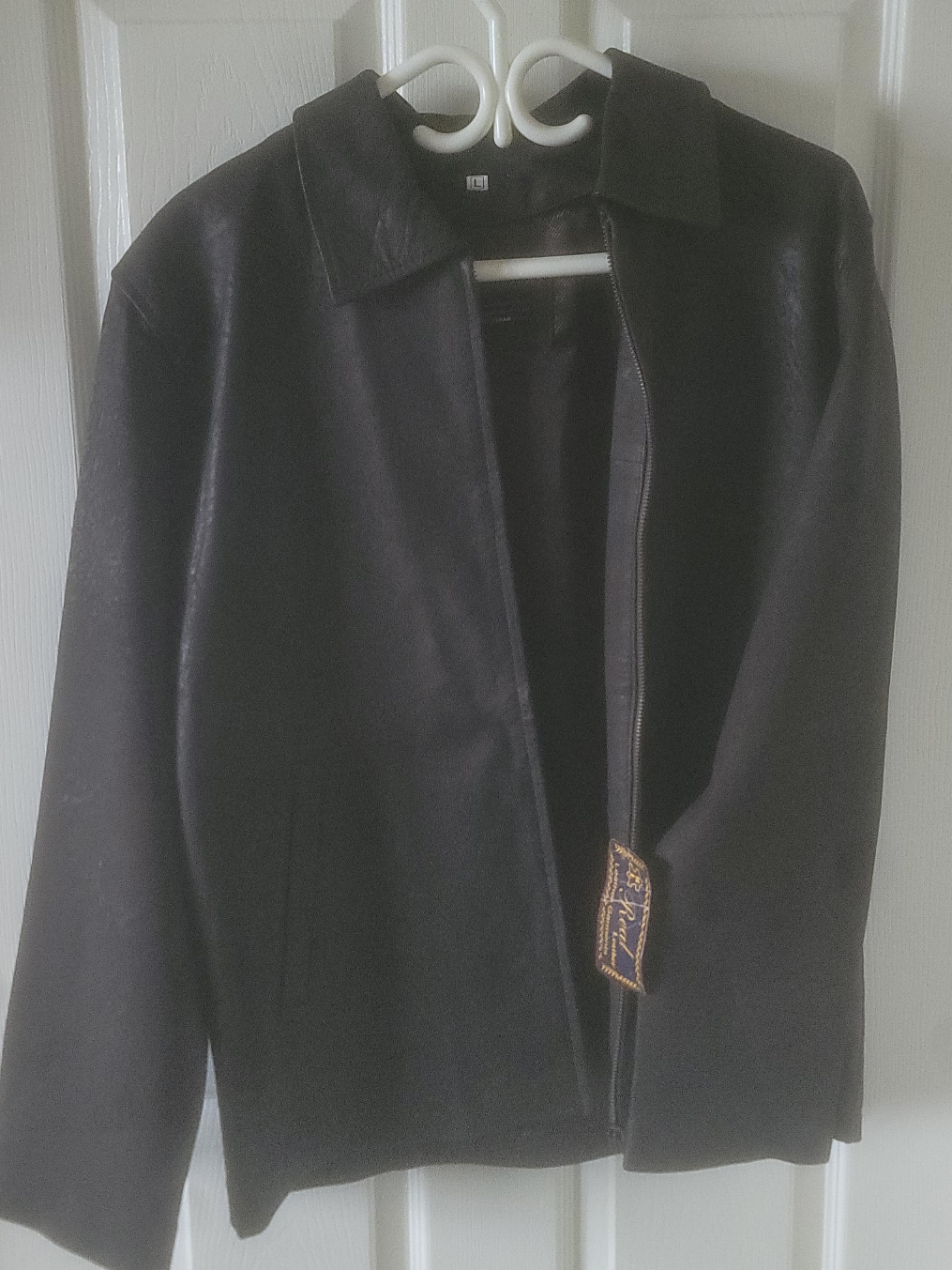 SHANSHAN Real Leather Jacket - Size L thumbnail
