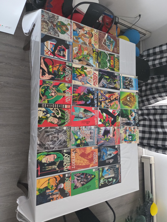 Green Arrow Comic Book Collection thumbnail