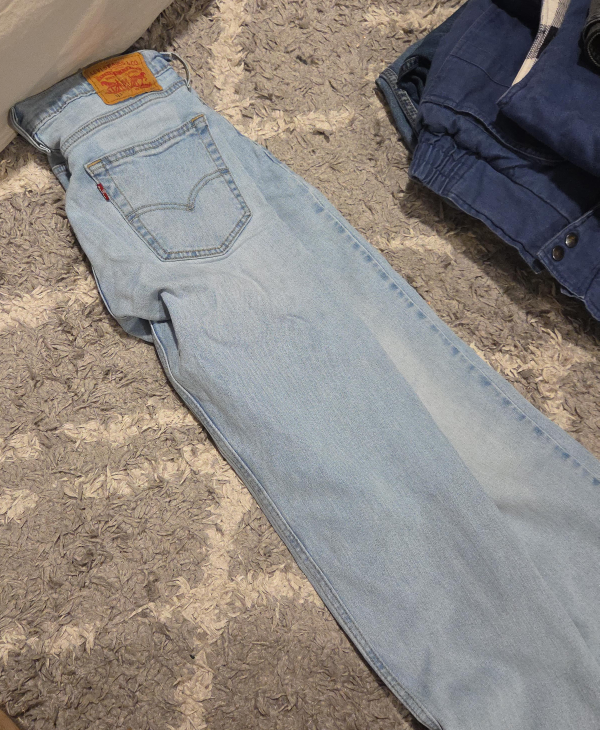 Levi's 501 Jeans - Light Wash thumbnail