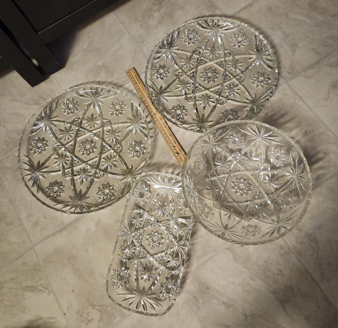 Vintage Clear Glass Serving Dishes - Set of 4 thumbnail