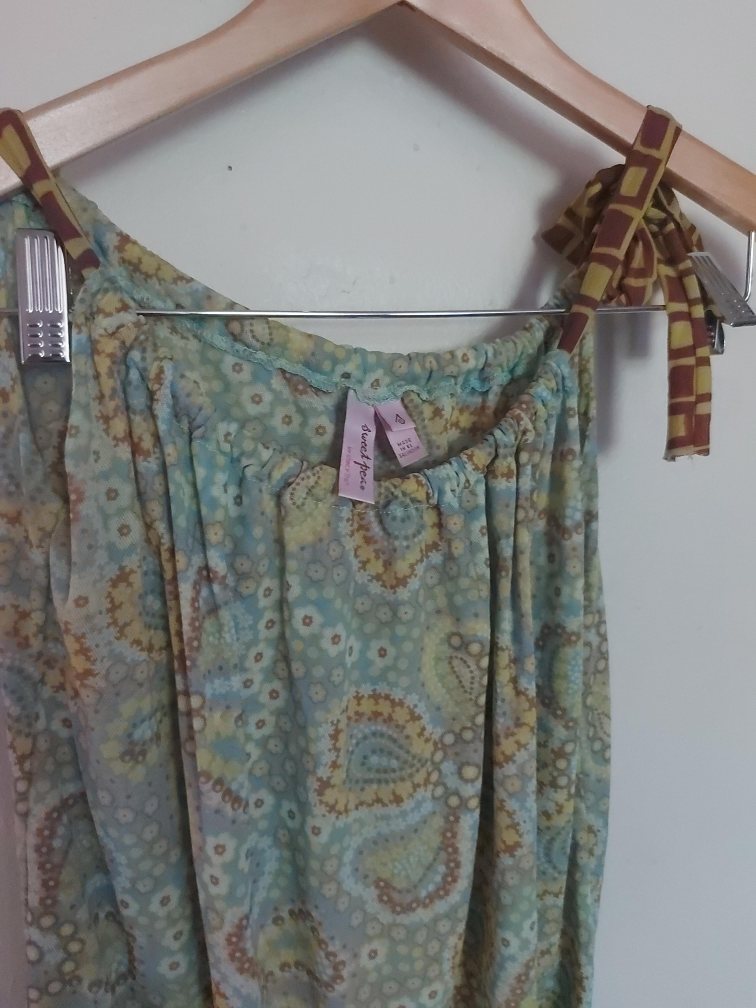 Sweet Pea Top - Size 4 thumbnail