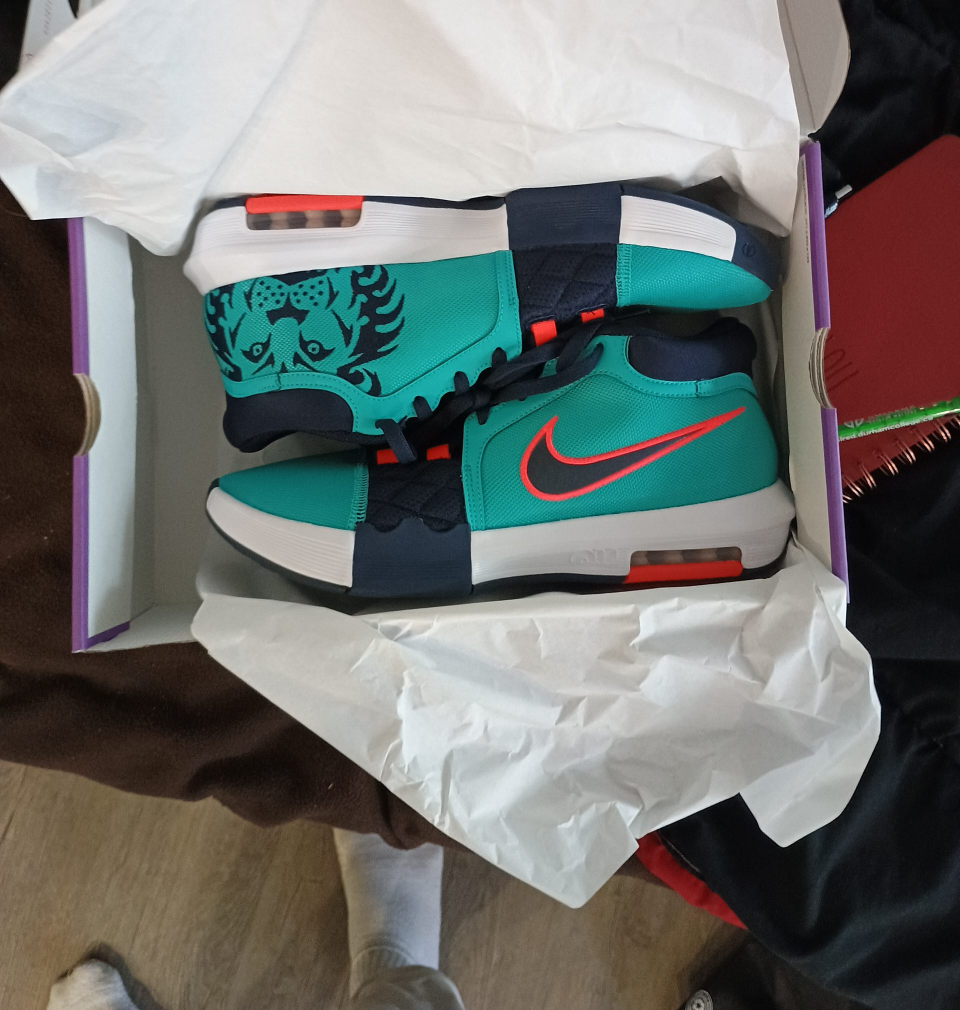 Nike LeBron Witness 7 Teal/Navy - Size 13 thumbnail