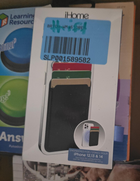 iHome iPhone 12/13/14 Wallet - New in Box thumbnail