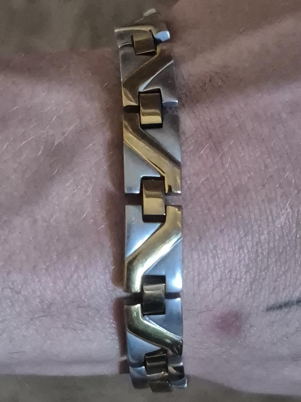 Two-Tone Metal Link Bracelet thumbnail