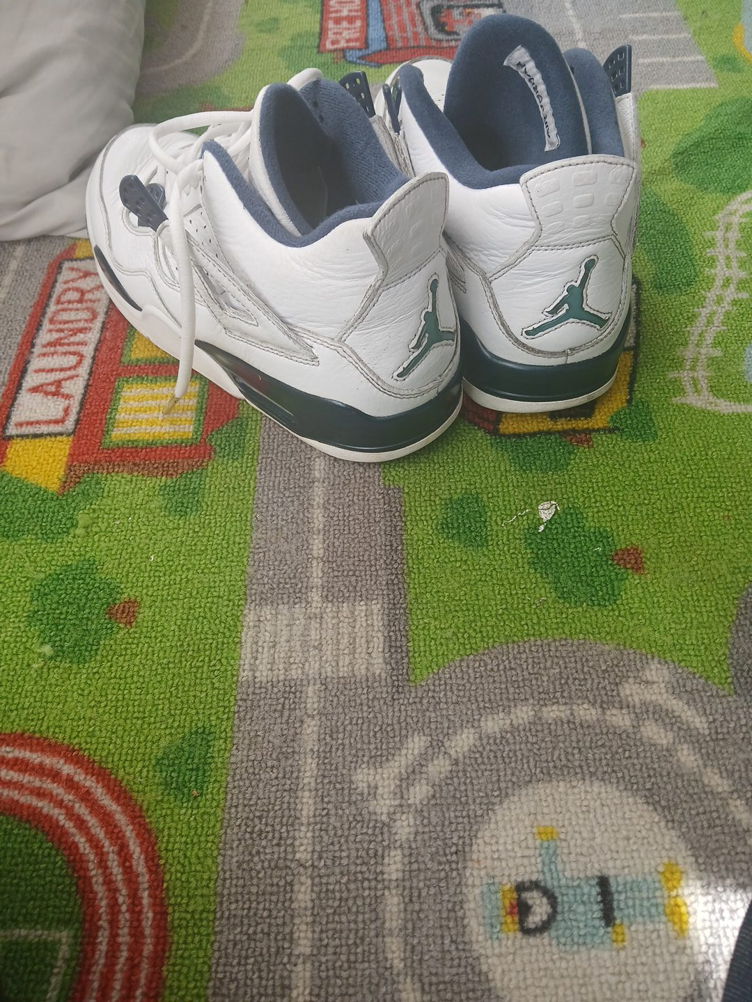 Jordan White and Green Sneakers thumbnail