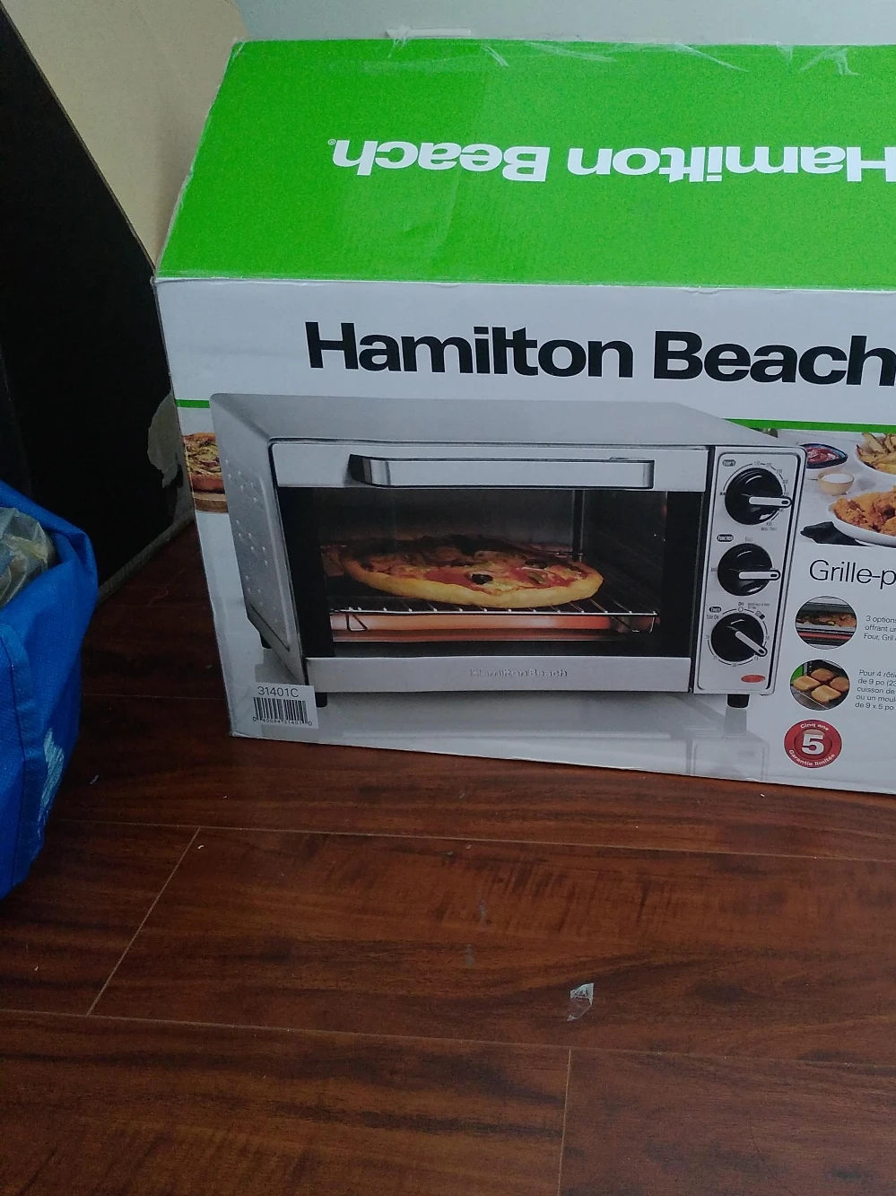 Hamilton Beach Toaster Oven - Like New! thumbnail