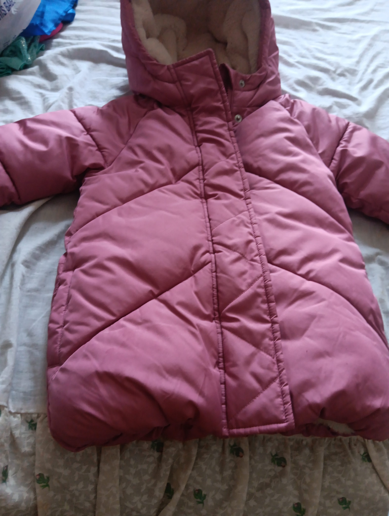 GAP Kids Puffer Jacket - Size P.U.R.E thumbnail