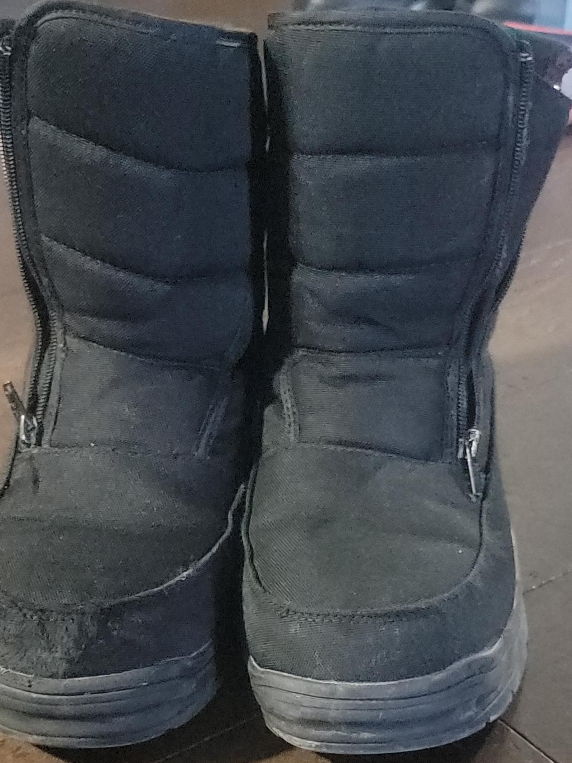 Black Winter Boots with Zipper thumbnail