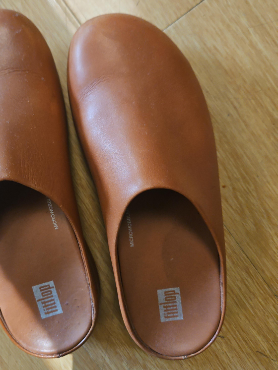 Fitflop Brown Leather Clogs thumbnail