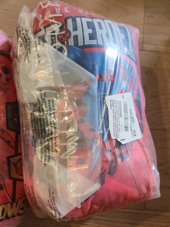 Miraculous Ladybug Camping Blanket New in Package  77" x 50" thumbnail