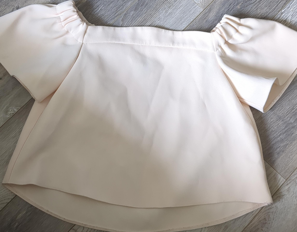Off-Shoulder Blouse - Size Small thumbnail