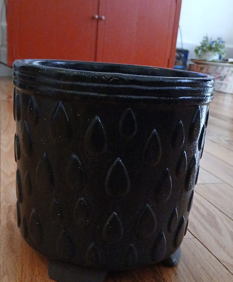 Black Decorative Flower Pot thumbnail