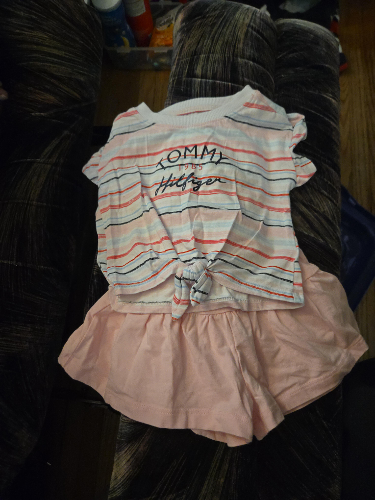 Tommy Hilfiger Baby Outfit thumbnail