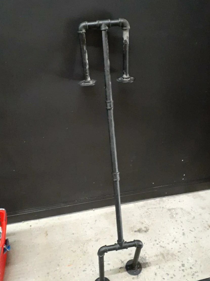 Industrial Pipe Clothing Rack thumbnail