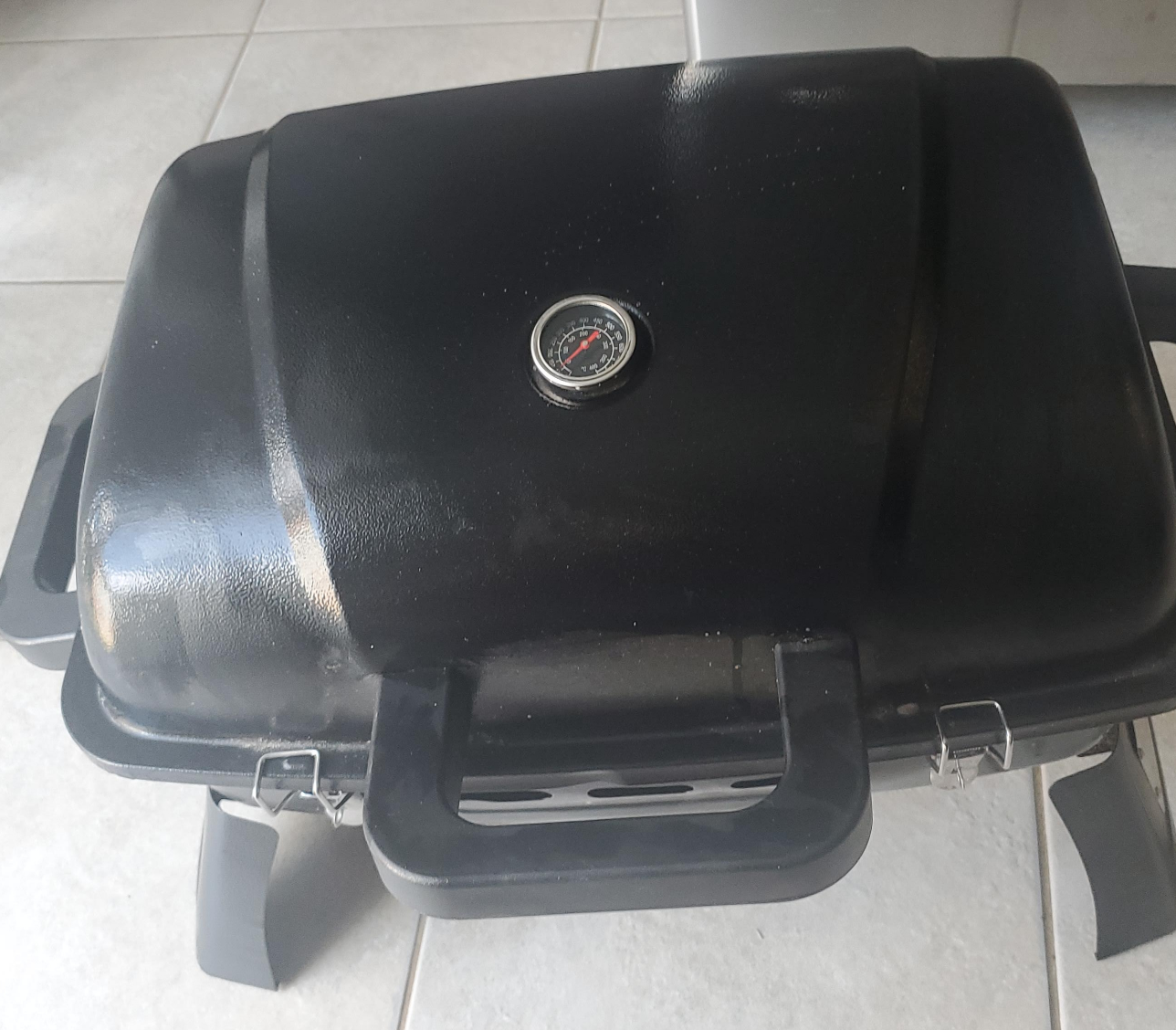Portable Propane BBQ Grill thumbnail