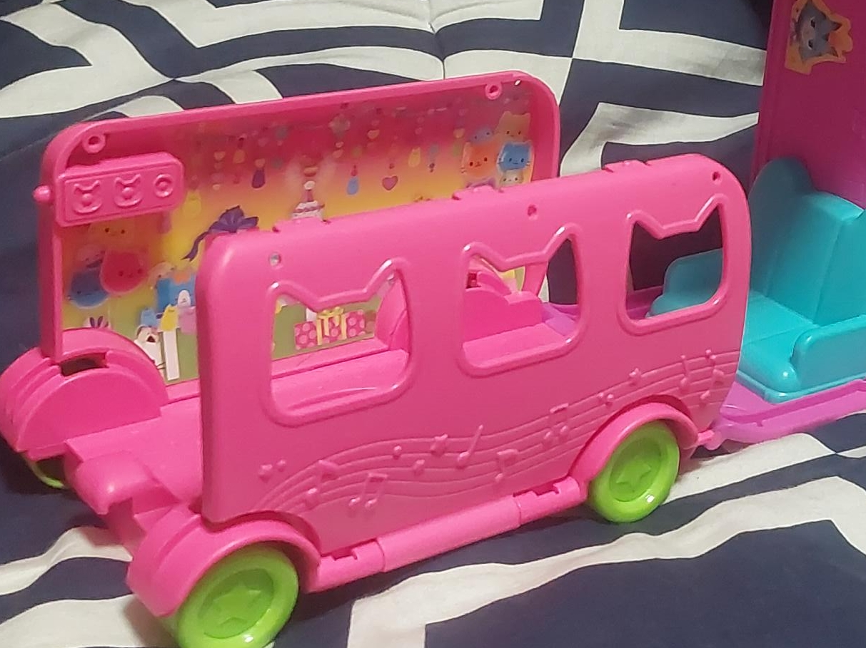Gabby Dollhouse (DJ Katnips party room) thumbnail