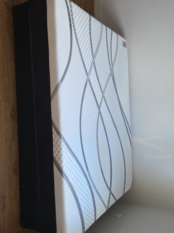 Serta Gel Comfort Mattress & Box Spring