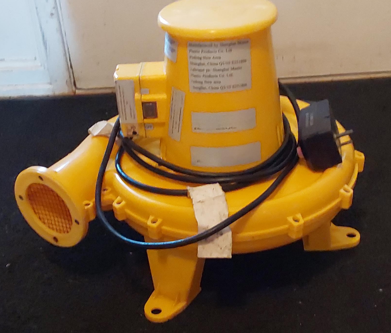 Blower for Inflteable Water slide image indicator(1)