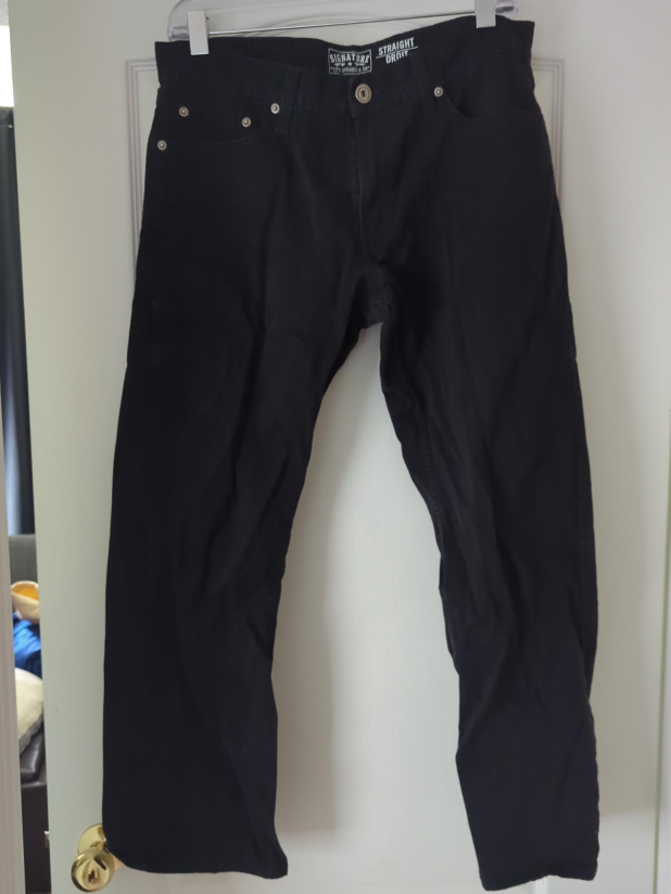 Signature Levi Strauss Straight Fit Black Jeans thumbnail
