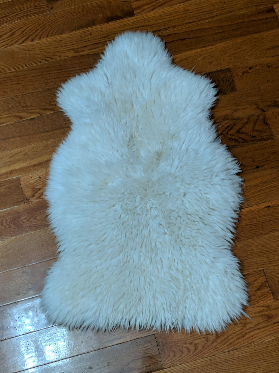 White Sheepskin Rug thumbnail