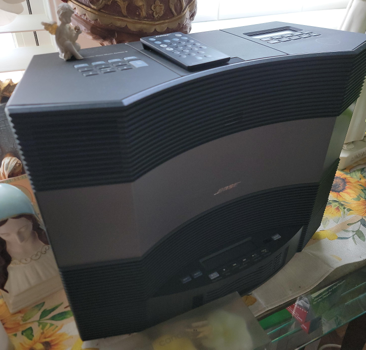 Bose Acoustic Wave Music System II thumbnail