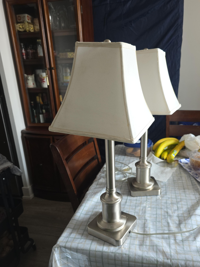 Pair of Table Lamps with White Shades thumbnail