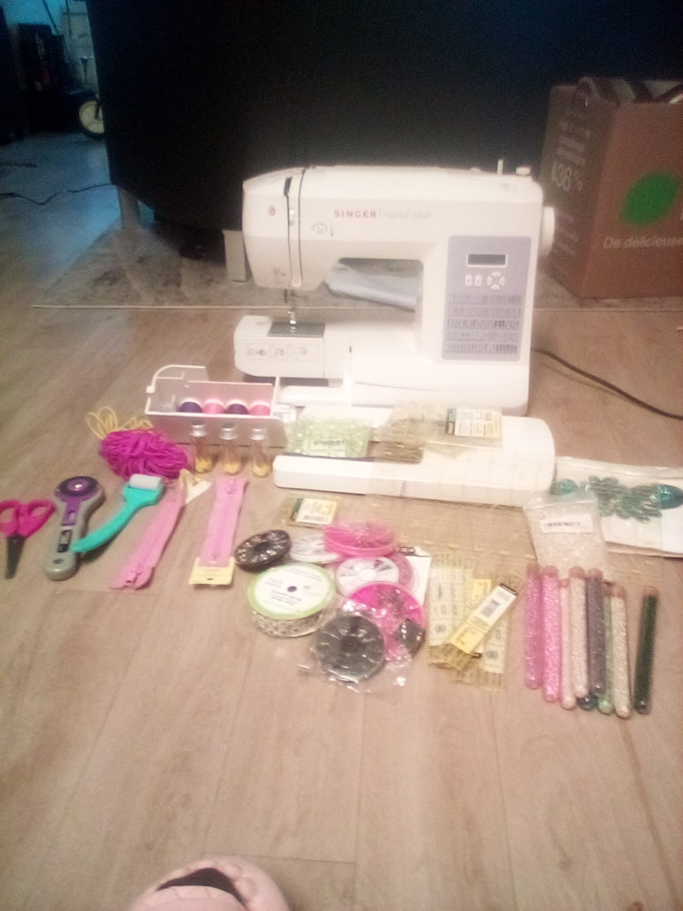 Singer Fashion Mate Sewing Machine