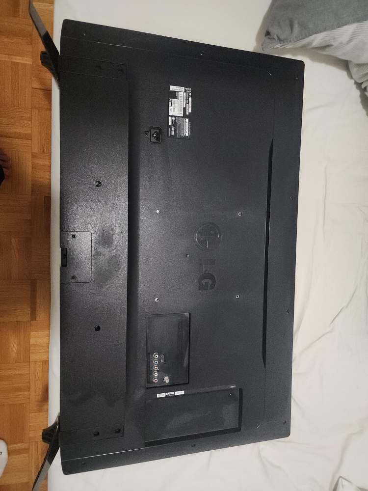 LG 43" TV with Remote