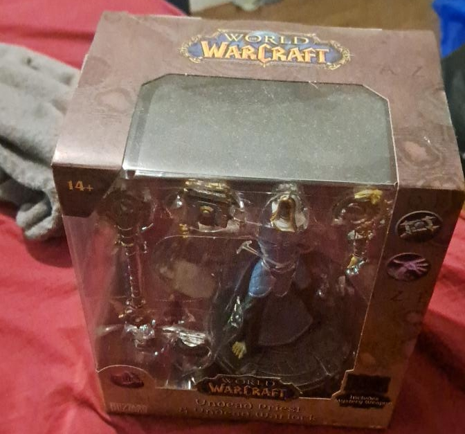 World of Warcraft Undead Priest & Warlock Figurine pickup only thumbnail