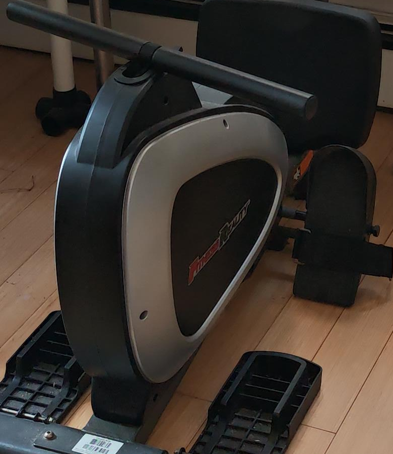 Fitness Reality Rowing Machine thumbnail