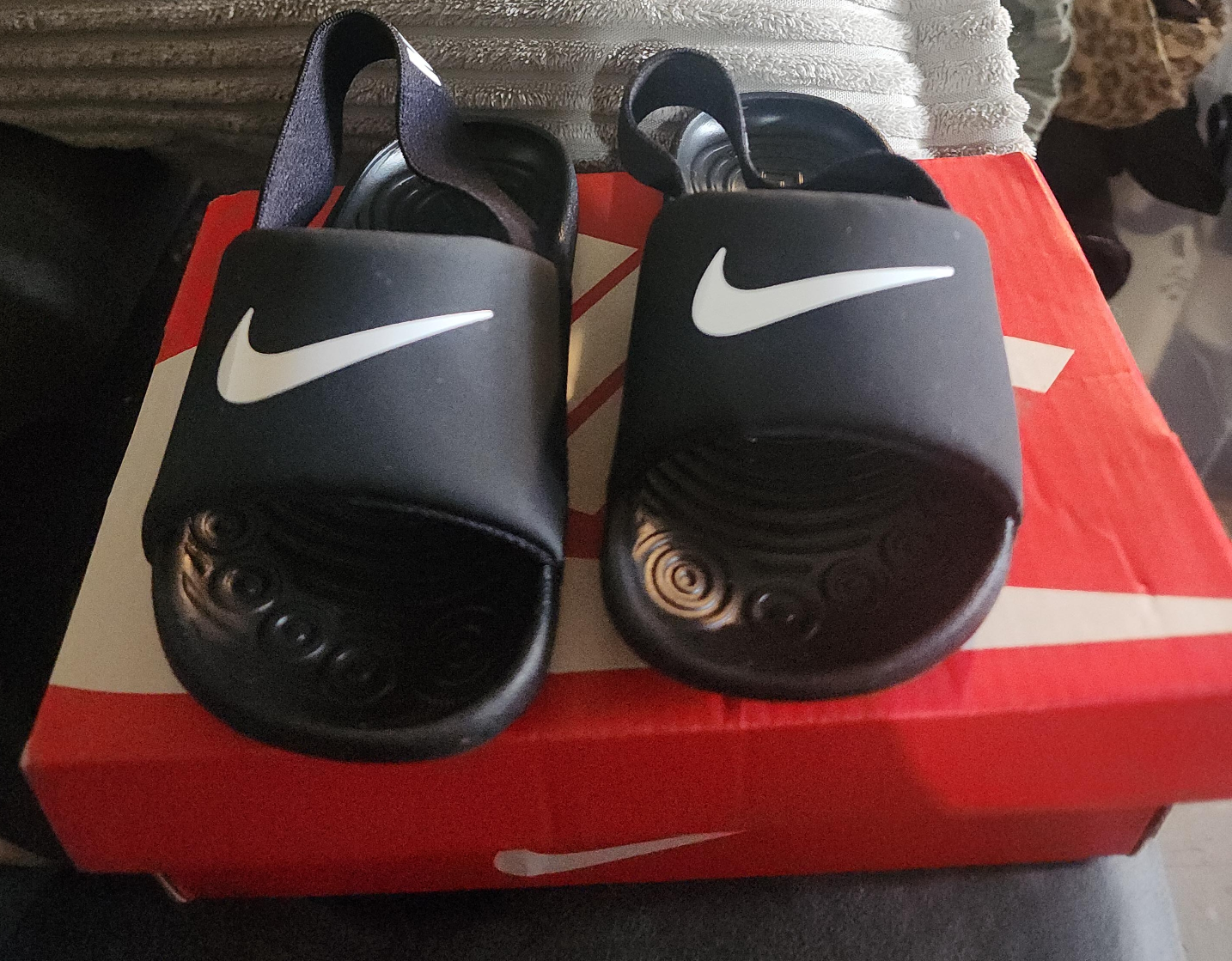 Nike Kawa Slides thumbnail