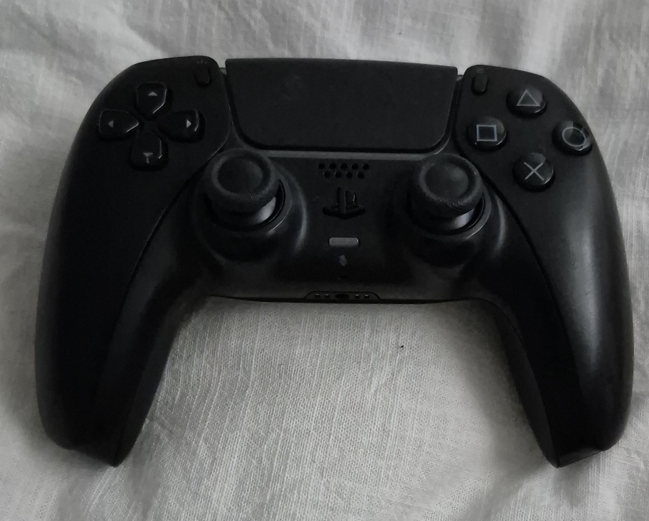 PlayStation 5 DualSense Wireless Controller - Black thumbnail