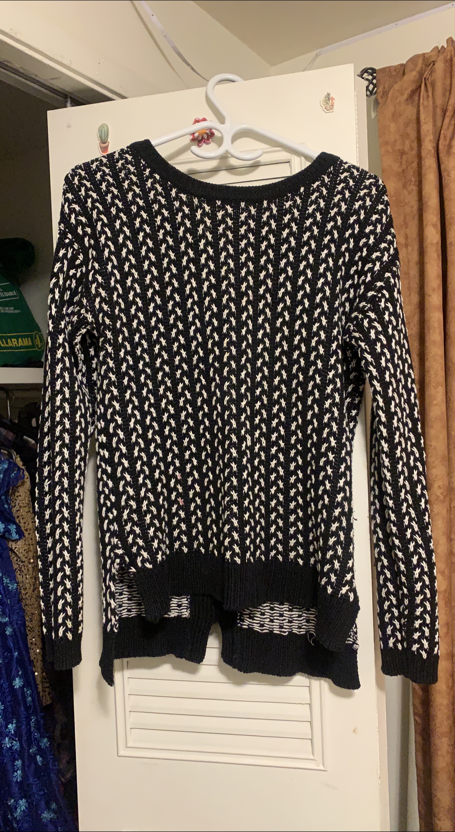 Black & White Knit Sweater thumbnail