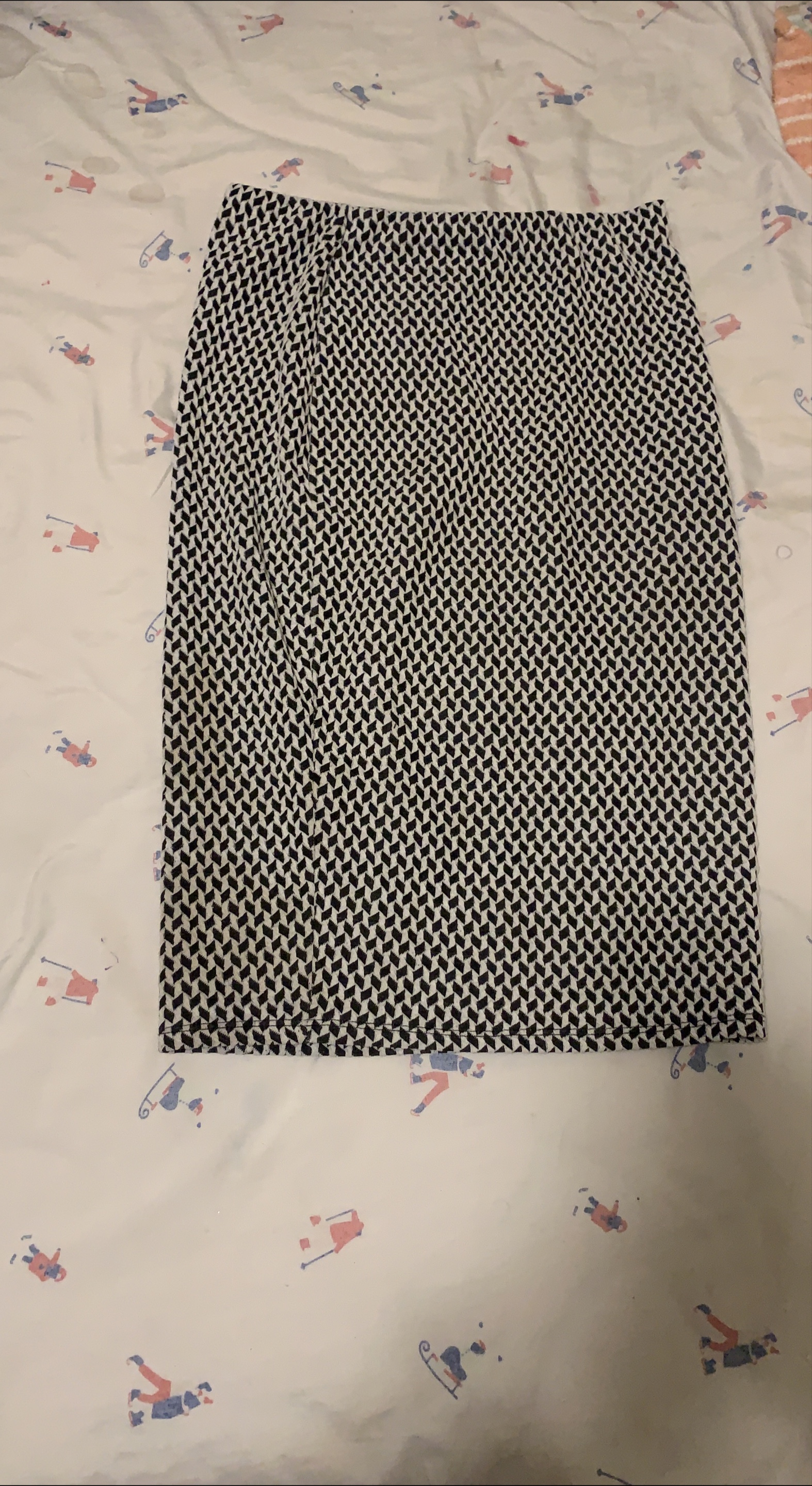 Patterned Pencil Skirt thumbnail