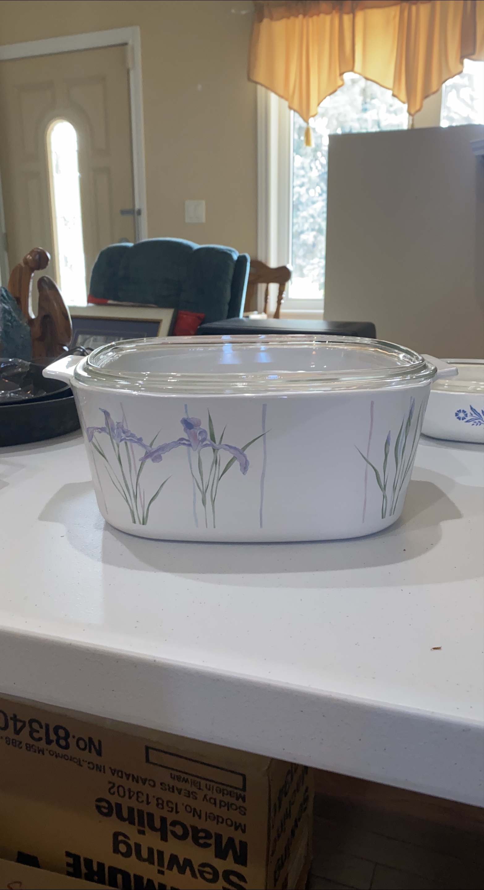 CorningWare Casserole Dish with Lid thumbnail