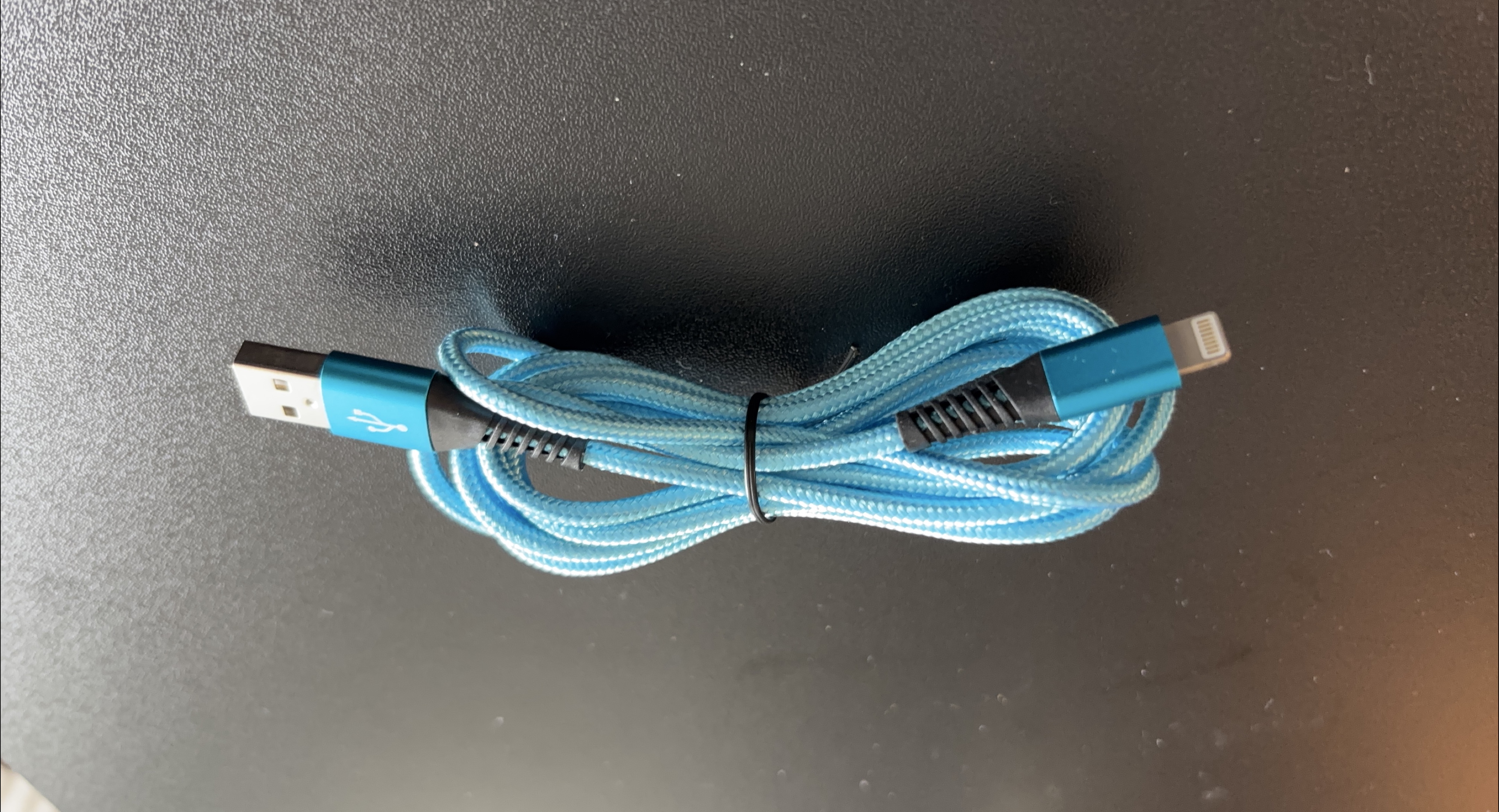 Blue Braided USB to Lightning Cable thumbnail