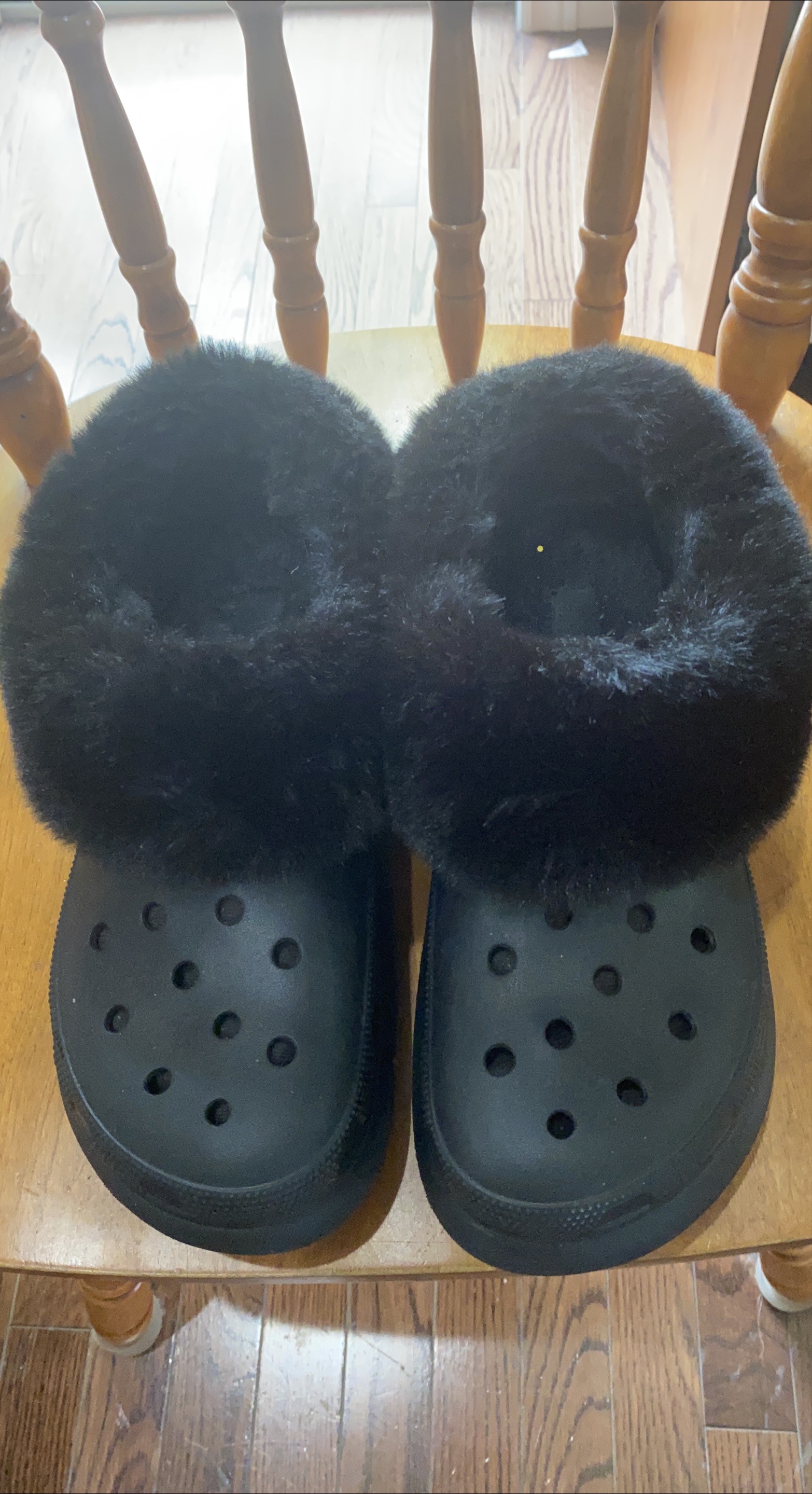 Black Crocs with Fur thumbnail
