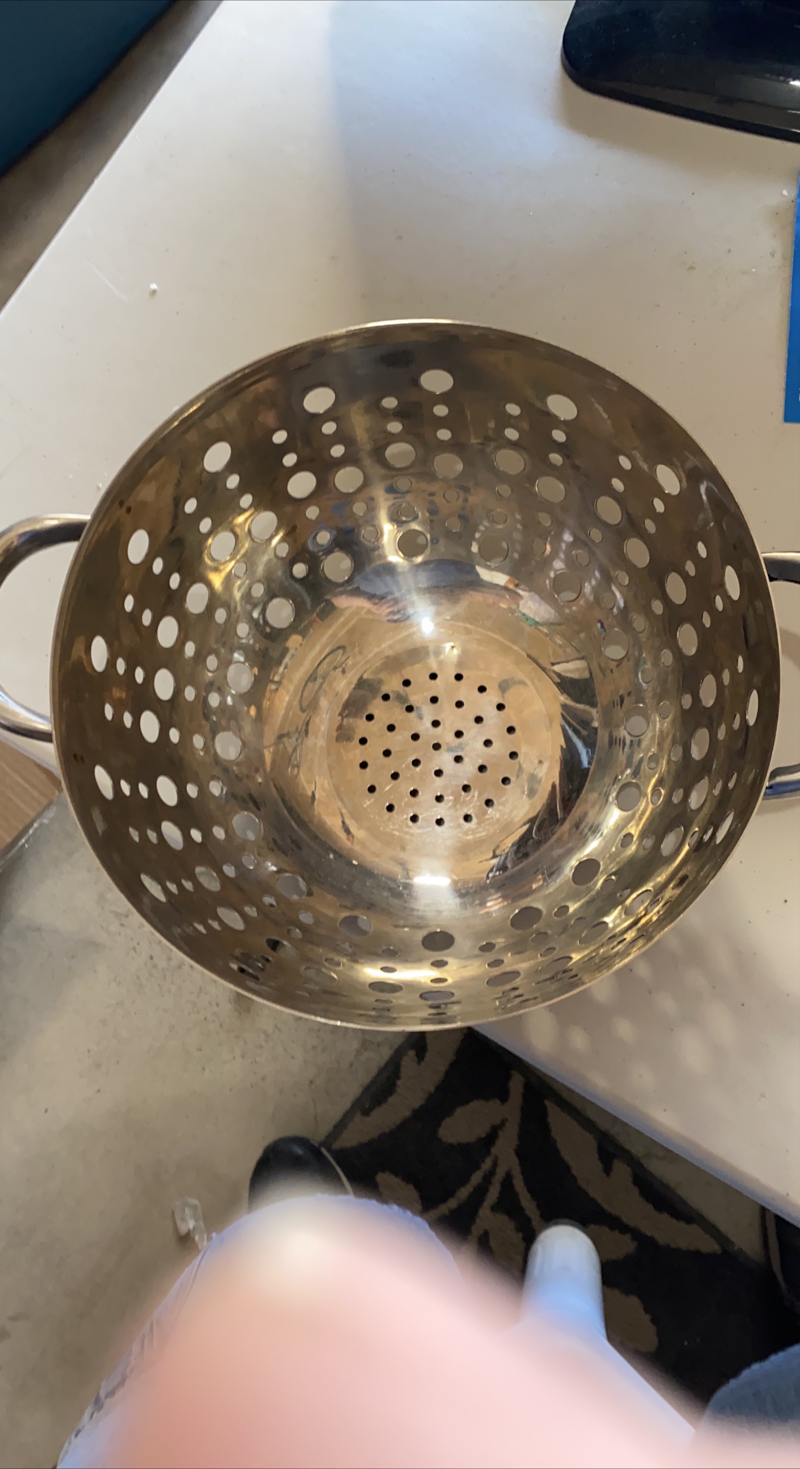 Metal Colander thumbnail